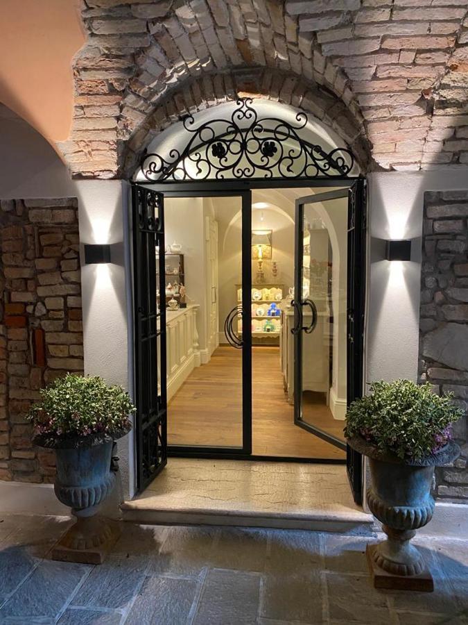 Hotel Antica Dimora Desenzano Desenzano del Garda Esterno foto